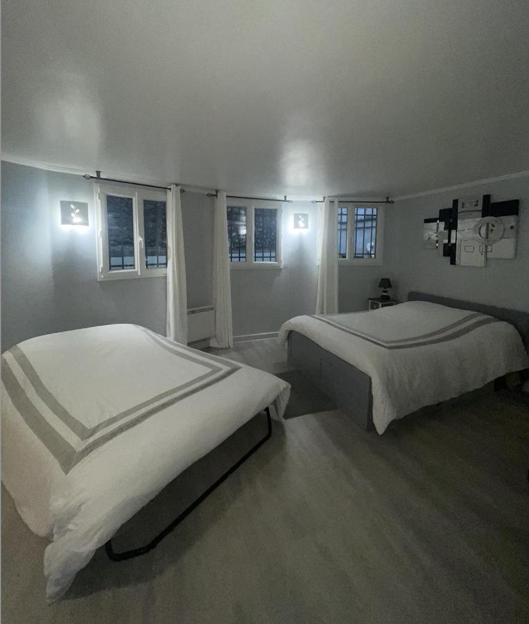 Beau Studio Meuble 2Min Du Moulin Rouge Parijs Buitenkant foto